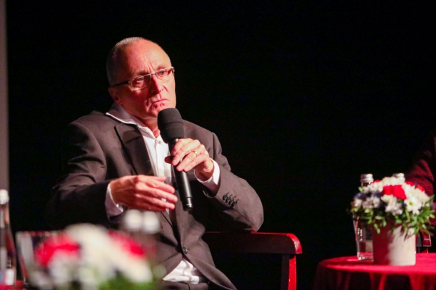 Chacky Challot podczas debaty "Ulica i zagranica - pomoc dla Solidarności" (11 grudnia 2021 r.)