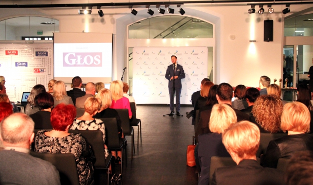 Marszałek województwa Olgierd Geblewicz podczas gali Głosu Szczecińskiego „Nauczyciel na Medal”mówił o ważnej roli, jaką nauczyciele sprawują w życiu dzieci. 